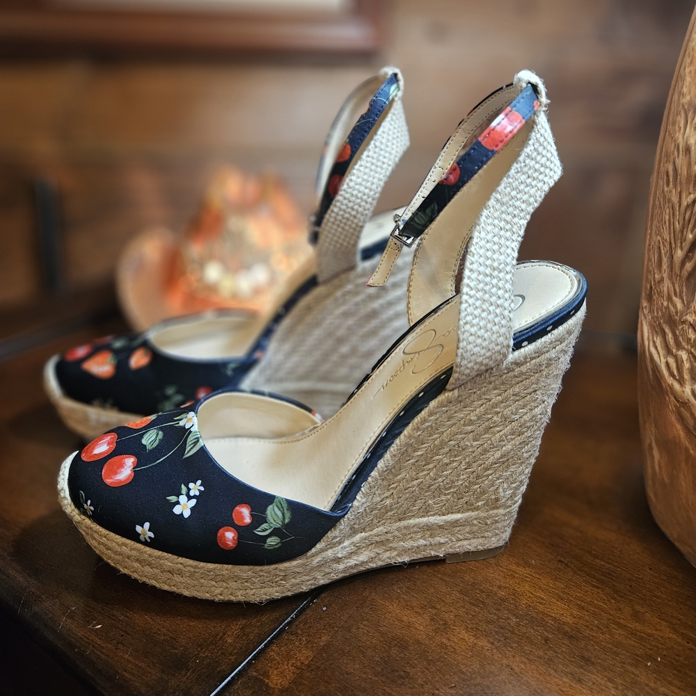 Jessica Simpson Black Cherry Floral Wedges - Picture 2 of 9